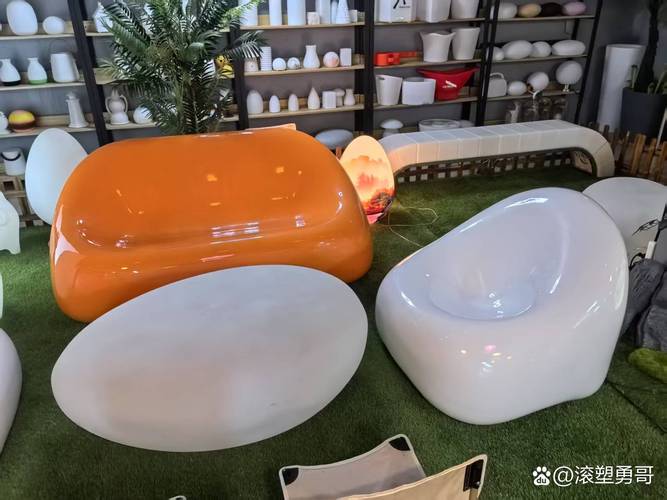 開發的滾塑模具設計與一體化生產體系,集團可定制化生產復雜結構產品